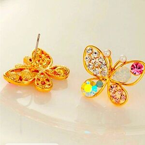 1 Pair Women Earrings Lovely Crystal Hollow Butterfly Pierced Ear Stud